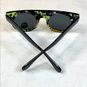 Komono | Accessories | Komono Sunglasses New Green And Black  display picture 2
